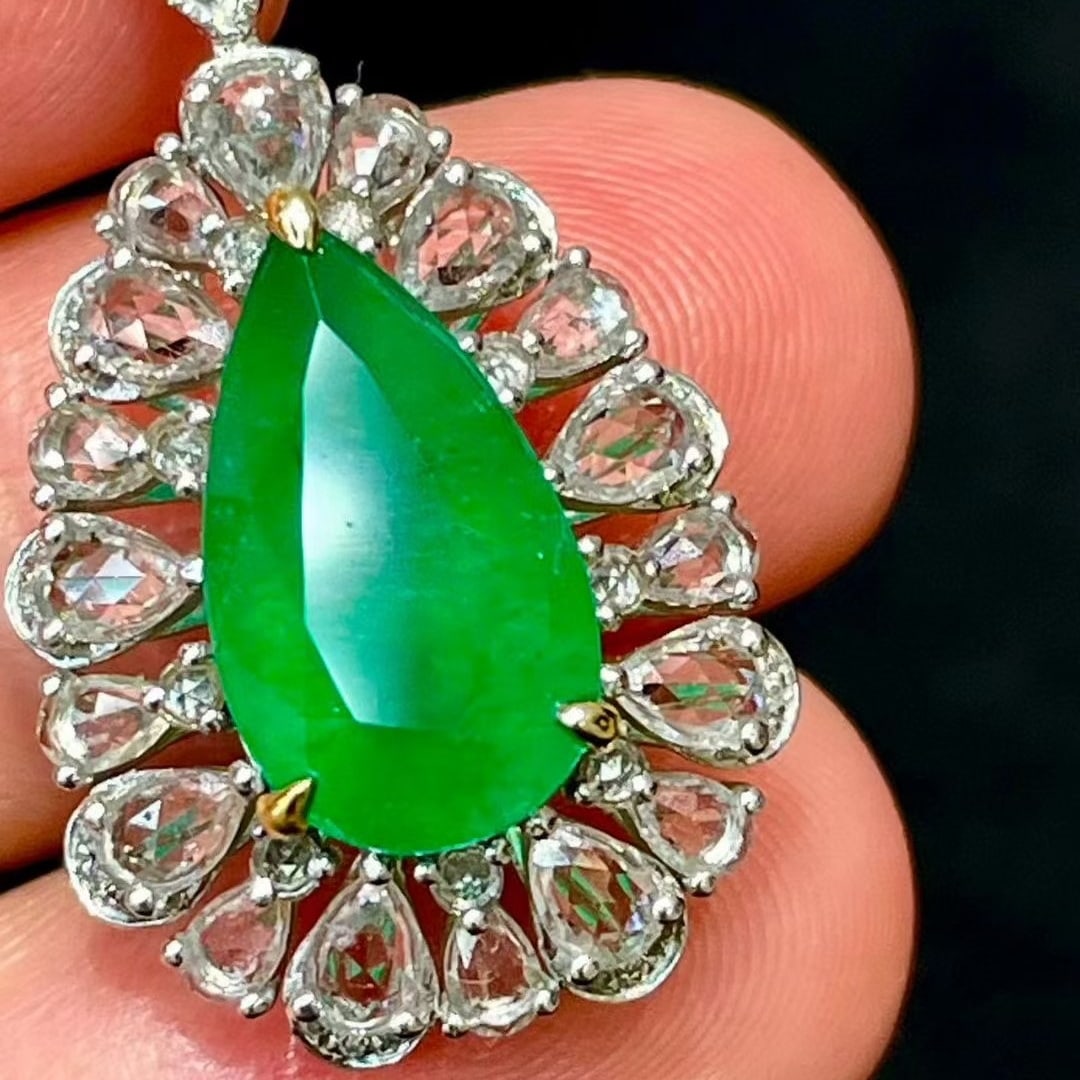 14k Gold 3.5 Ct Vivid Green Natural Emerald & Sapphire & Diamond Ring/pendant( Without Chain ) - 3