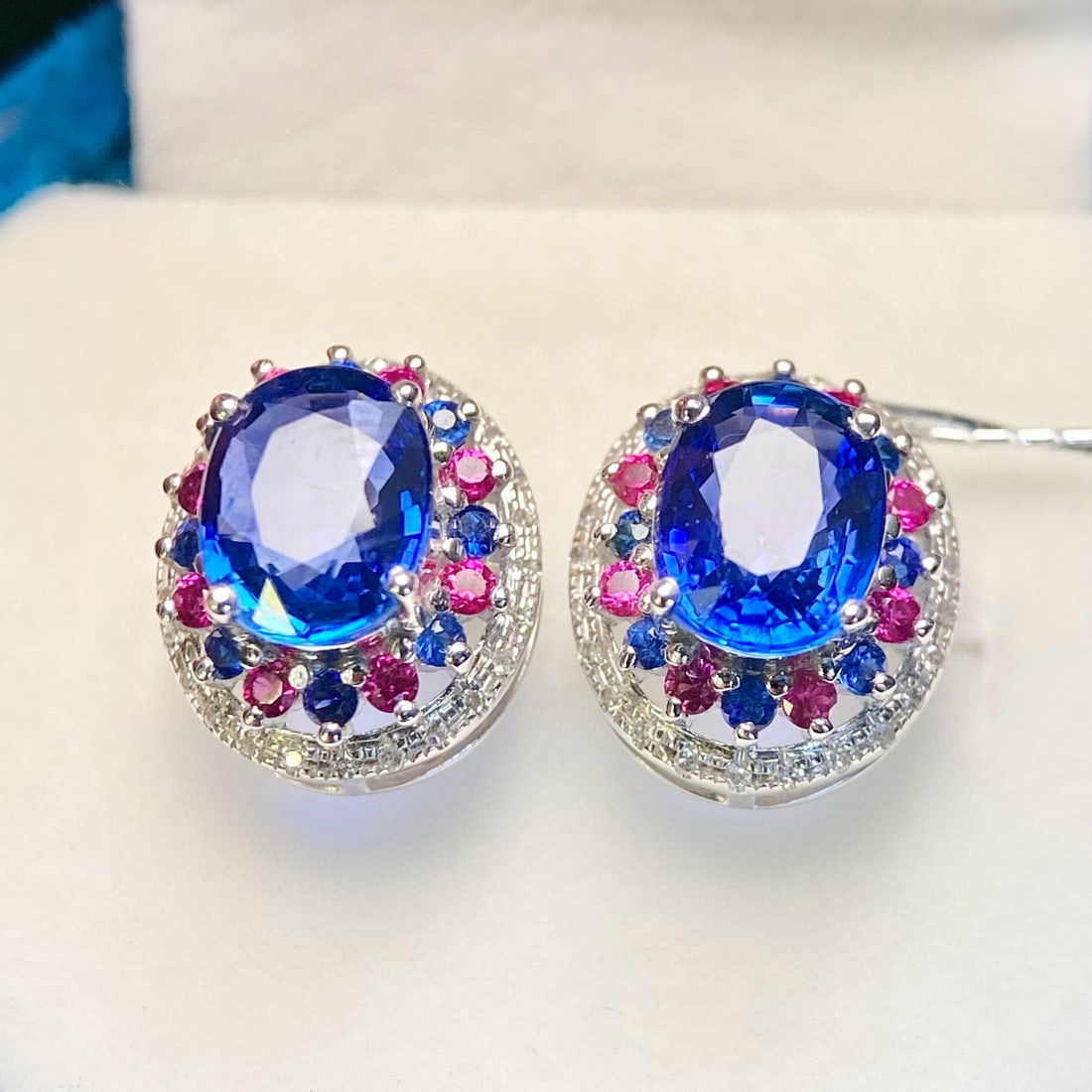 14k Gold 2.15 Ct Natural Sapphire & Diamond Earrings - 2