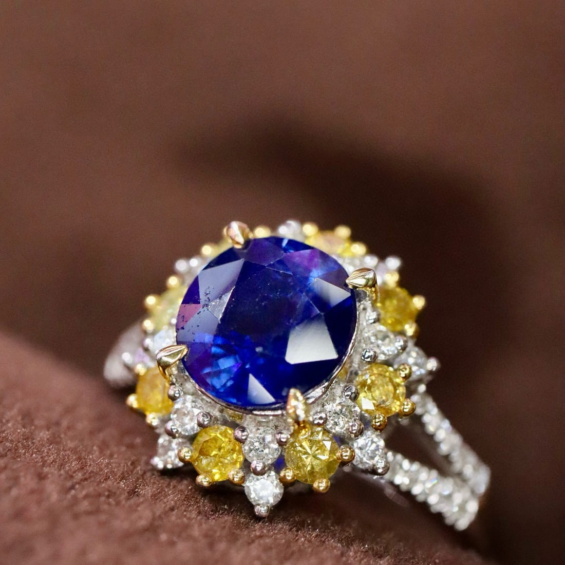14k Gold 2.12 Ctw Natural Sapphire & Diamond Ring - 2