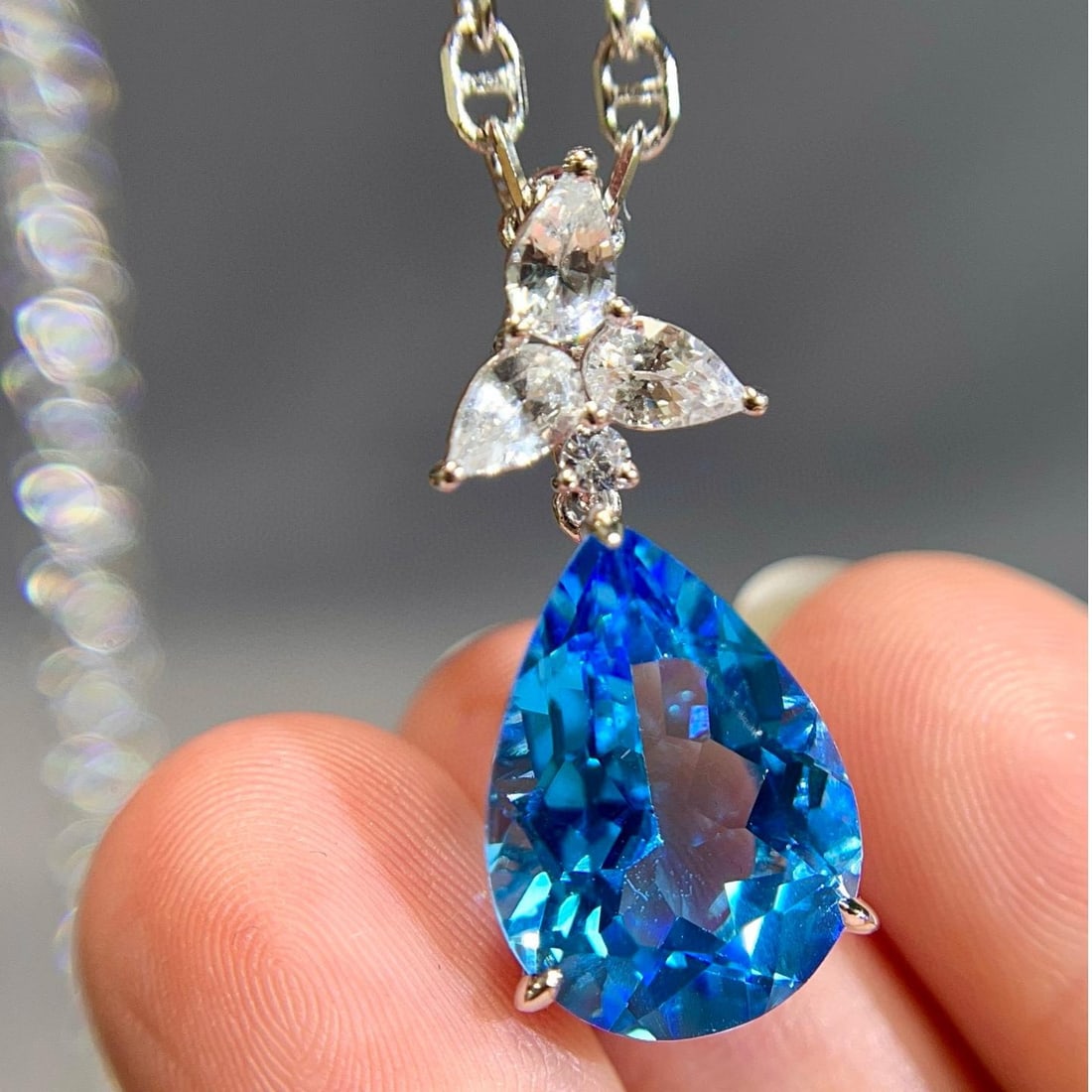 14k Gold 8.67 Ctw Natural Topaz & Sapphire Pendant( Without Chain ) - 3