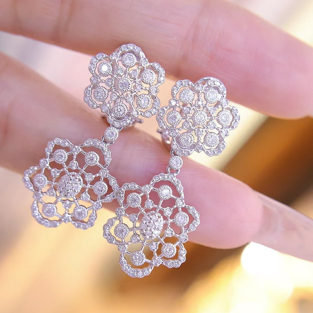 14k Gold 1 Ct Natural H Diamond Earrings: Ref:231037177 // gold content:14k gold // main gemstone:diamond // shape:round // carat weight:1ct // clarity grade:vs-si // color:h // treatment:natural // cut grade:g // Condition: New Low