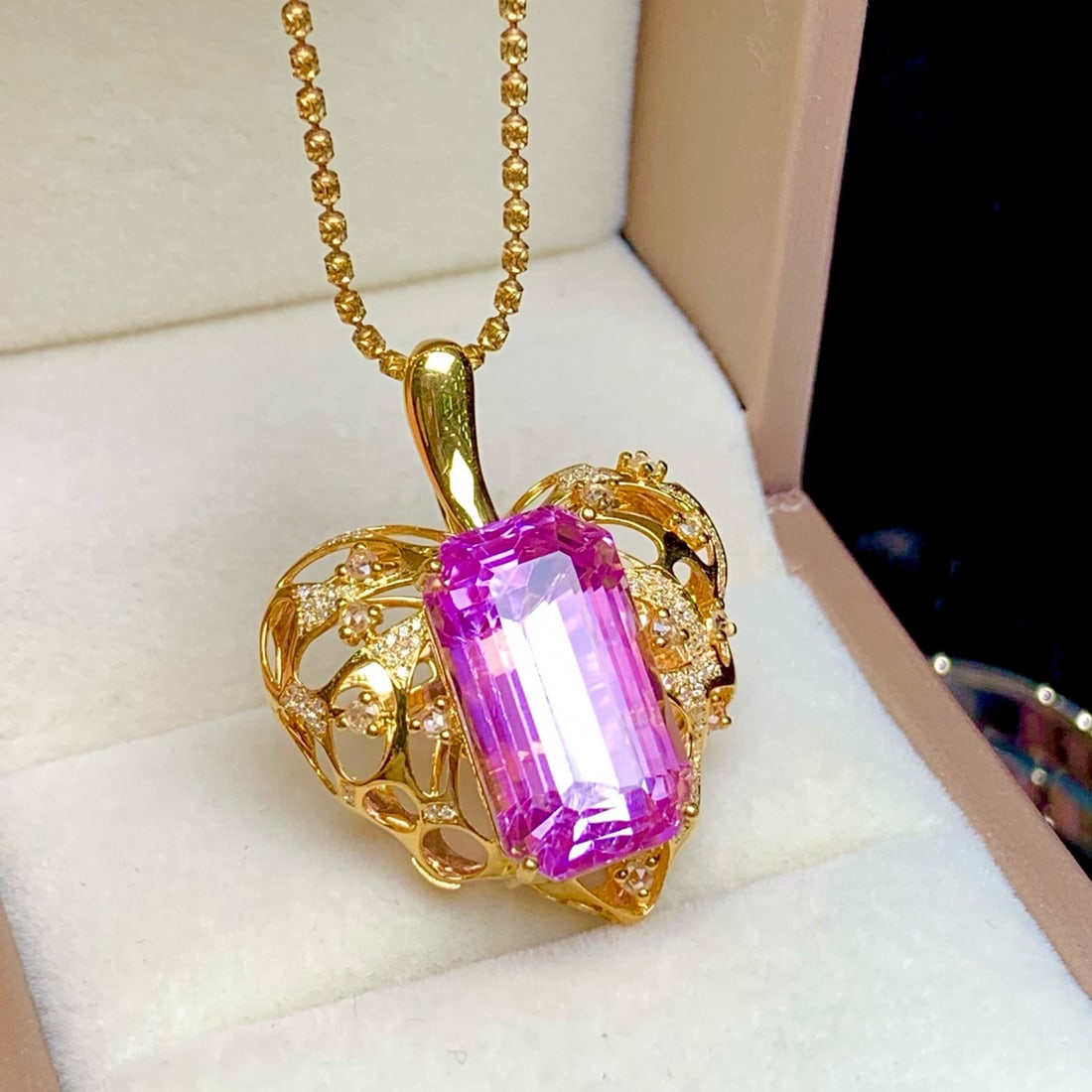 14k Gold 21.3 Ct Natural Kunzite & Diamond & Sapphire Pendant( Without Chain ) - 3
