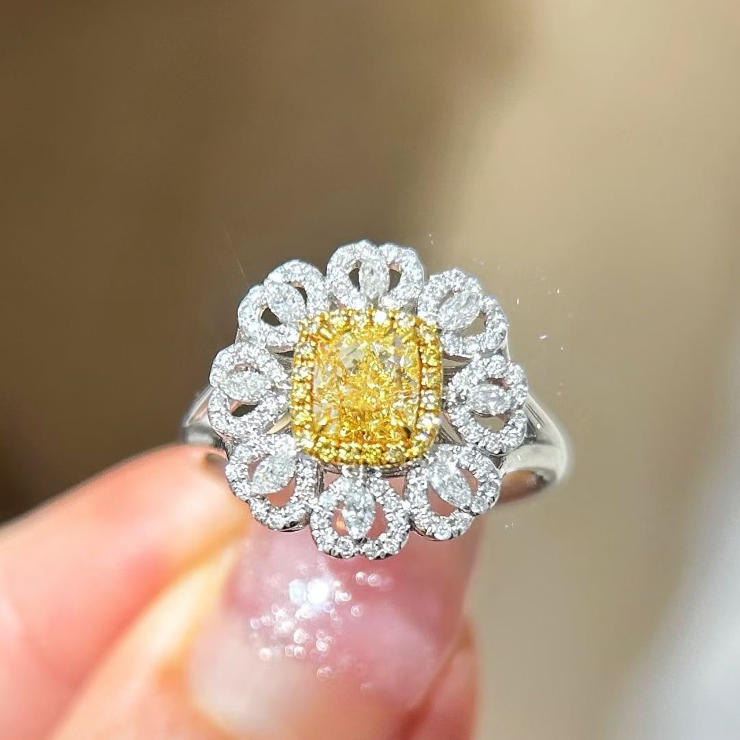 14k Gold 1 Ct Natural Yellow Diamond & Diamond Ring: Ref:231037212 // gold content:14k gold // ring size:7. 25us // // main gemstone:yellow diamond // shape:cushion // carat weight:1ct // color:yellow // treatment:natural // // adjacent gemstone 2 :