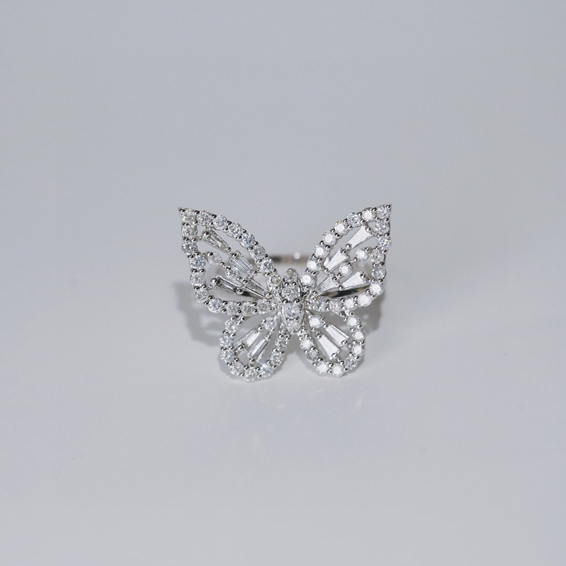 14k Gold 1.08 Ct Natural H Diamond & Butterfly Ring - 4