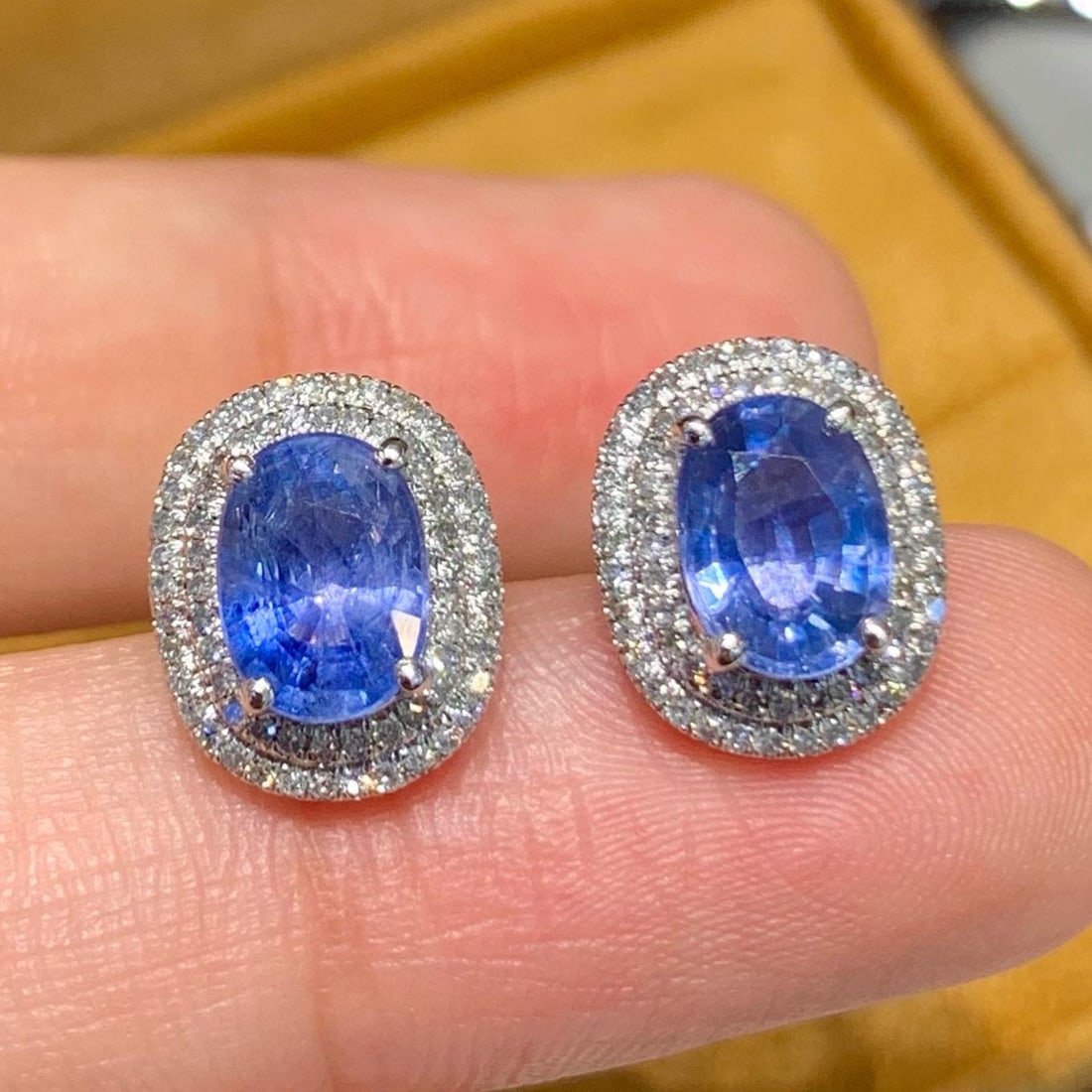14k Gold 2.6 Ct Natural Sapphire & Diamond Earrings - 4