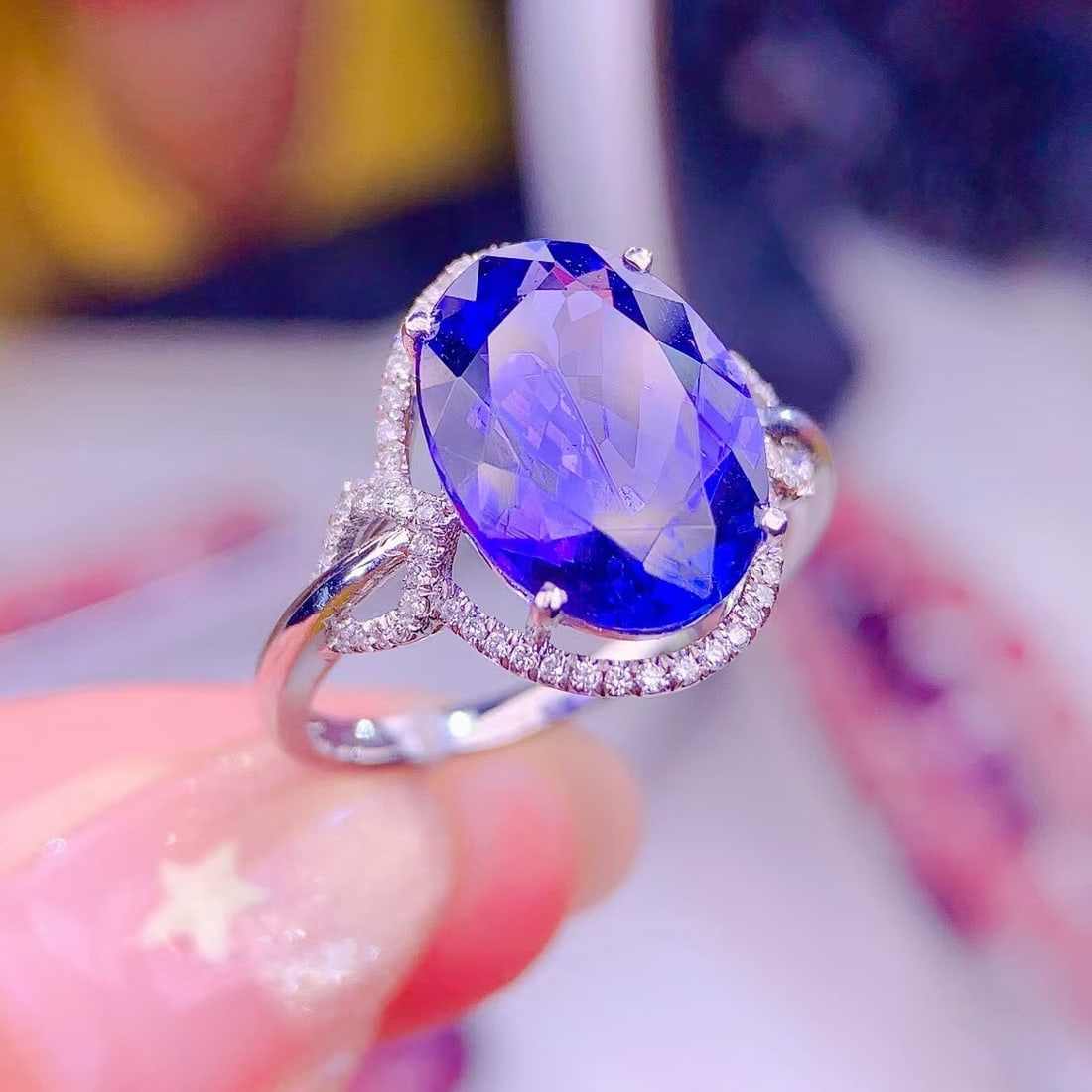 14k Gold 5 Ct Natural Tanzanite & Diamond Ring - 3