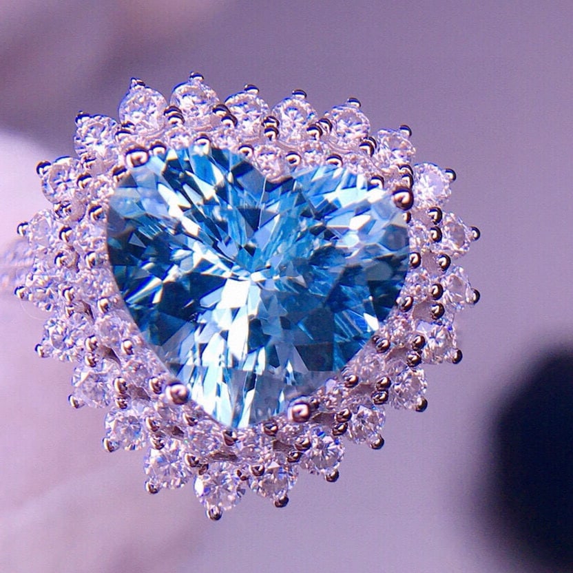 14k Gold 3.23 Ct Natural Aquamarine & Diamond Ring - 2