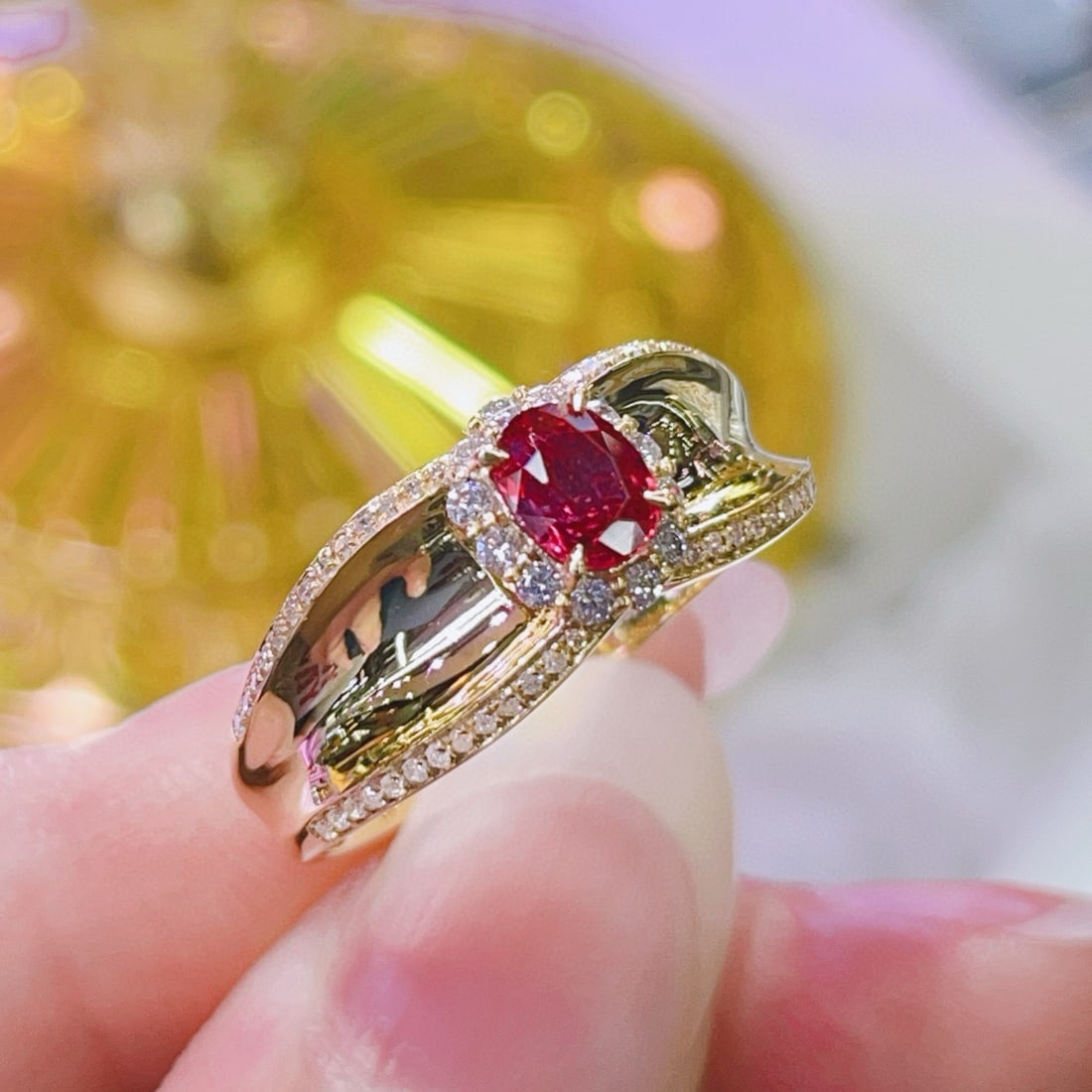 14k Gold 0.88 Ctw Natural Ruby & Diamond Ring - 2