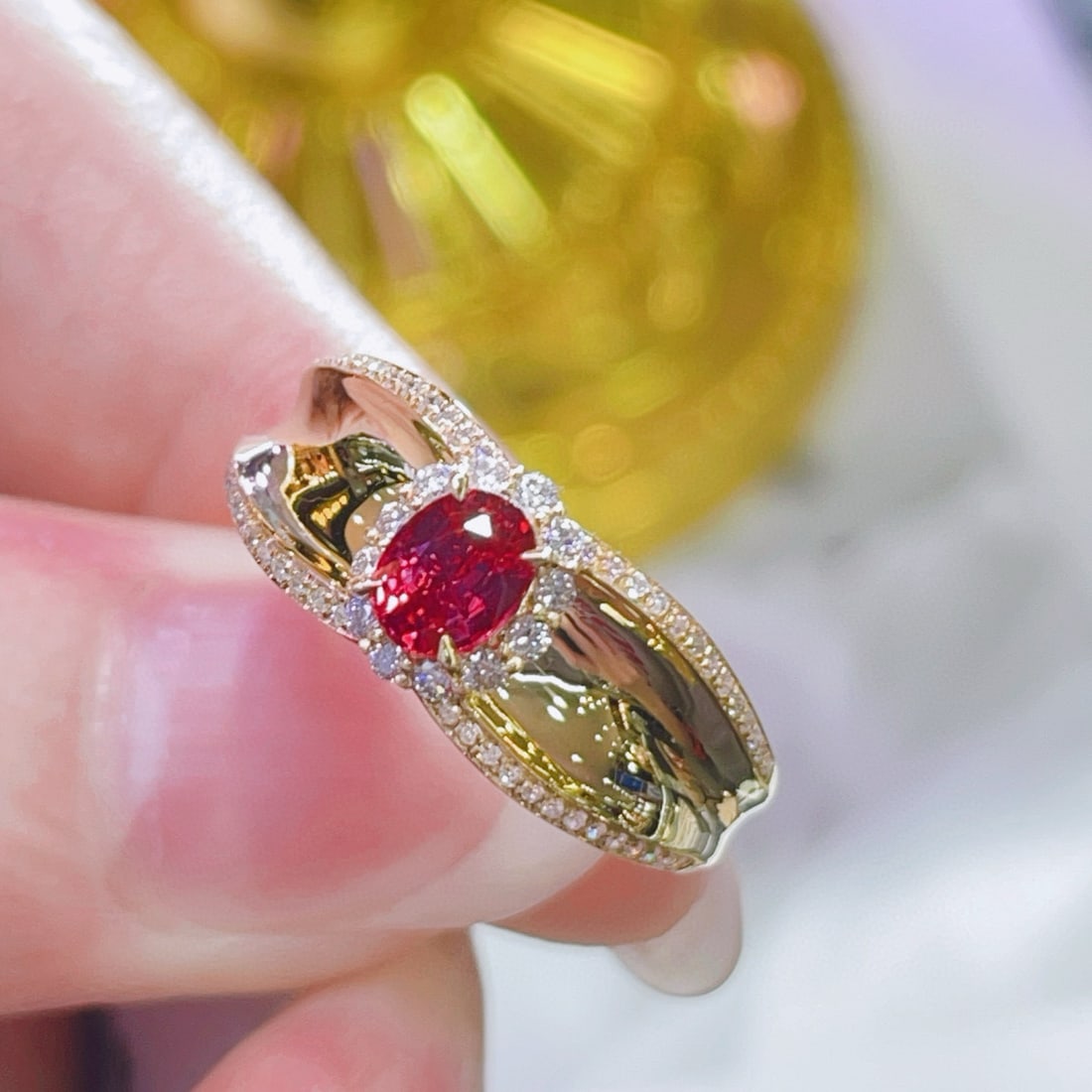 14k Gold 0.88 Ctw Natural Ruby & Diamond Ring - 3