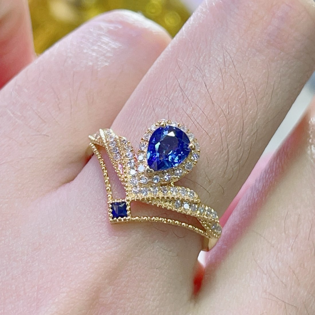 14k Gold 0.83 Ctw Natural Sapphire & Diamond Ring - 5