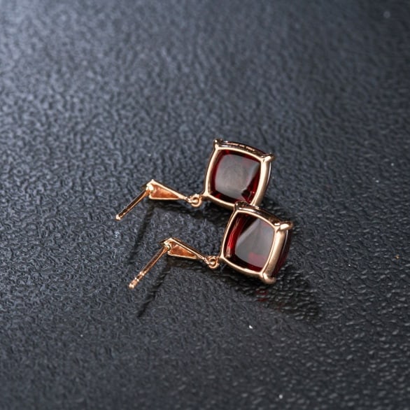 14k Gold 10.78 Ct Natural Garnet Earrings - 2