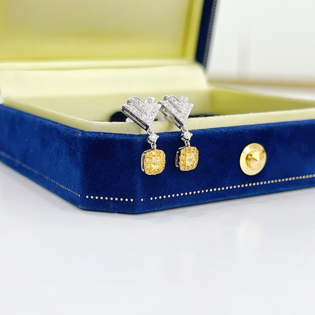 14k Gold 0.49 Ctw Natural Yellow Diamond & Diamond Earrings - 4