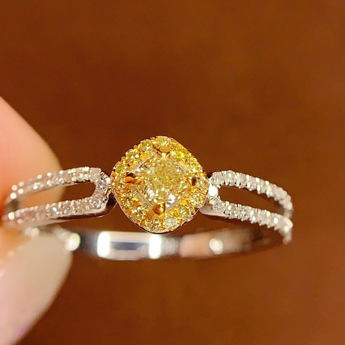 14k Gold 0.22 Ct Natural Yellow Diamond & Diamond Ring: Ref:231038103 // gold content:14k gold // ring size:7. 25us // // main gemstone:yellow diamond // shape:cushion // carat weight:0. 22ct // color:yellow // treatment:natural // // adjacent gemstone 2