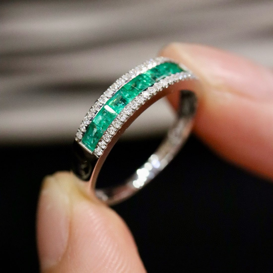 14k Gold 0.71 Ctw Natural Emerald & Diamond Ring - 2