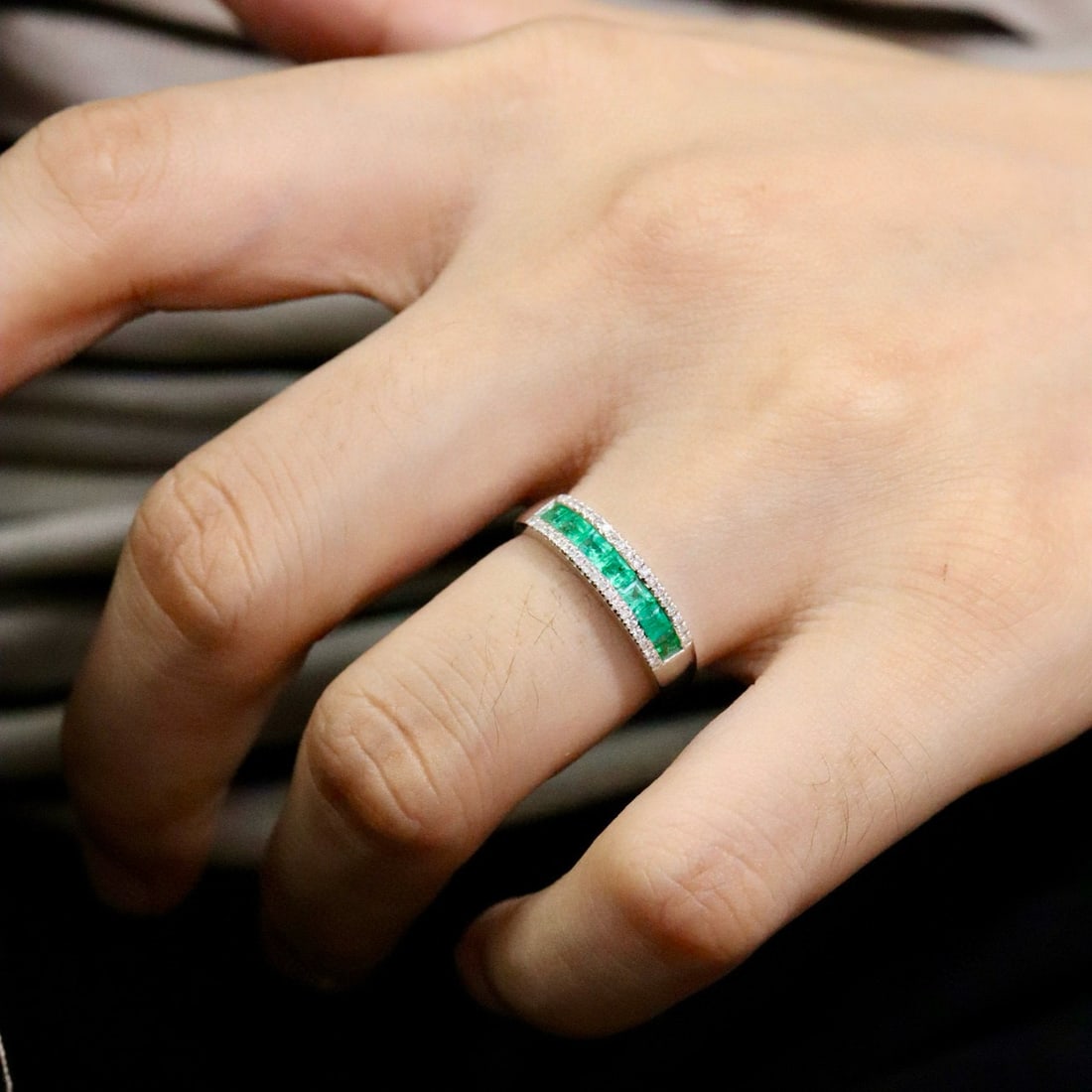 14k Gold 0.71 Ctw Natural Emerald & Diamond Ring - 3