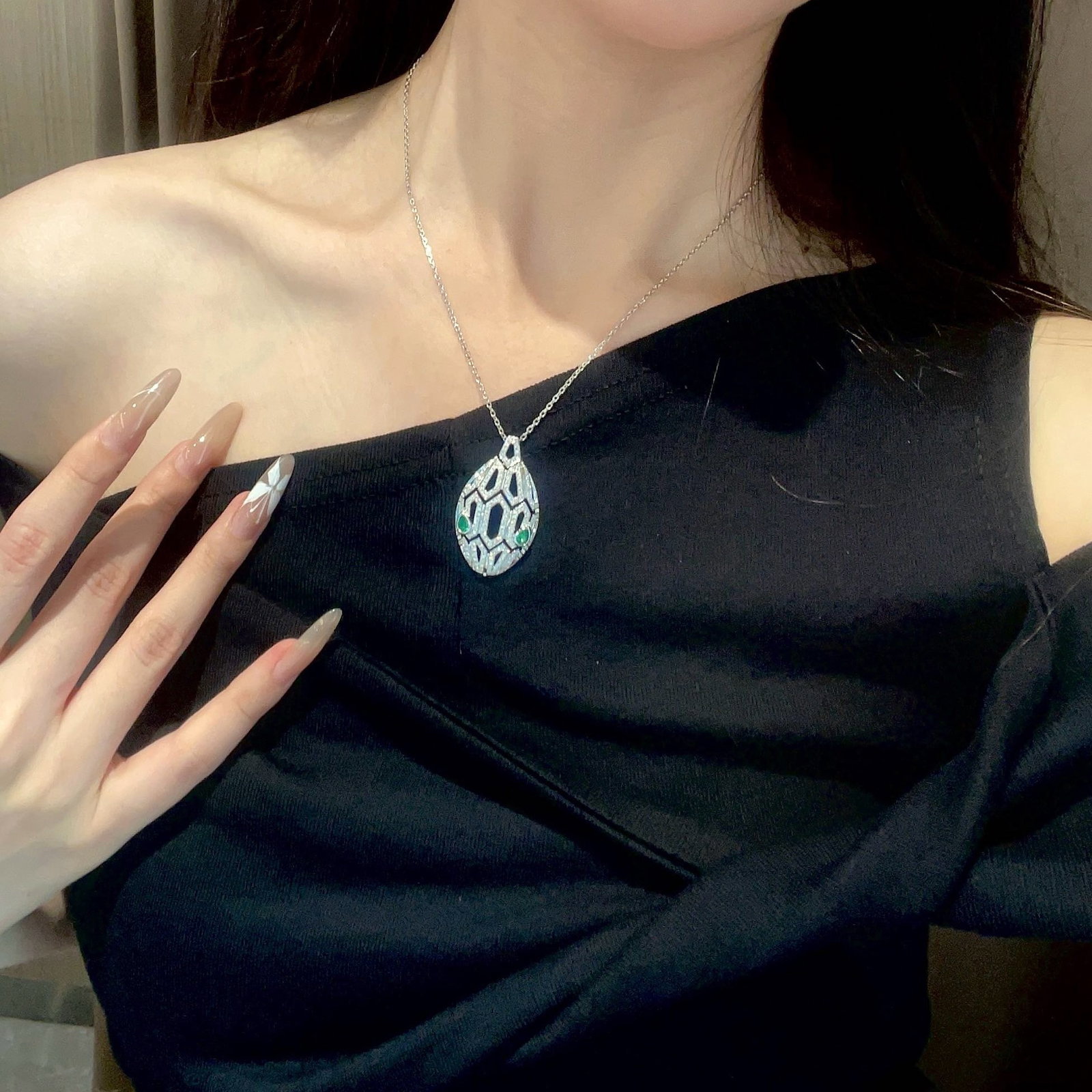 14k Gold 0.3 Ct Natural Emerald & Diamond Pendant( Without Chain ) - 4