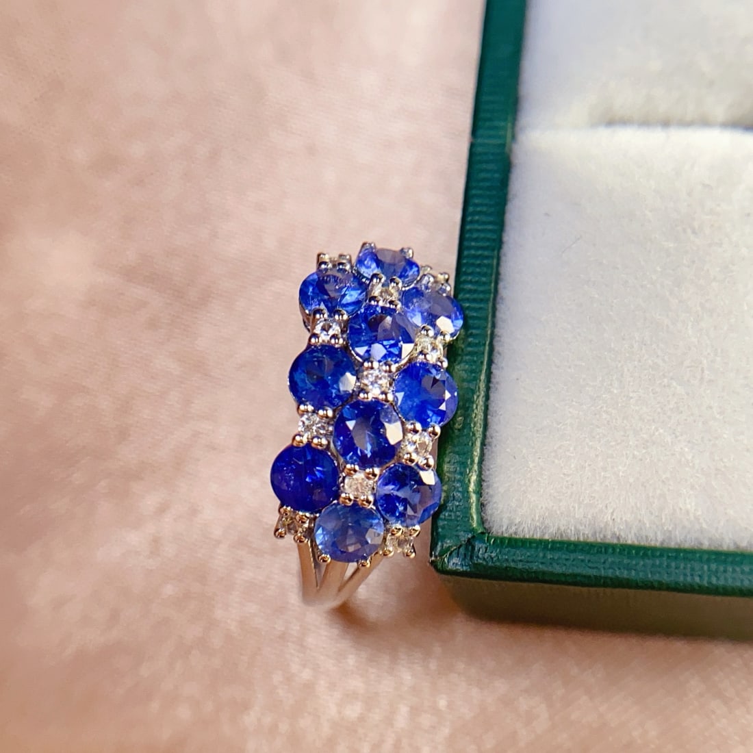 14k Gold 2.30 Ct Natural Sapphire & Sapphire Ring - 3