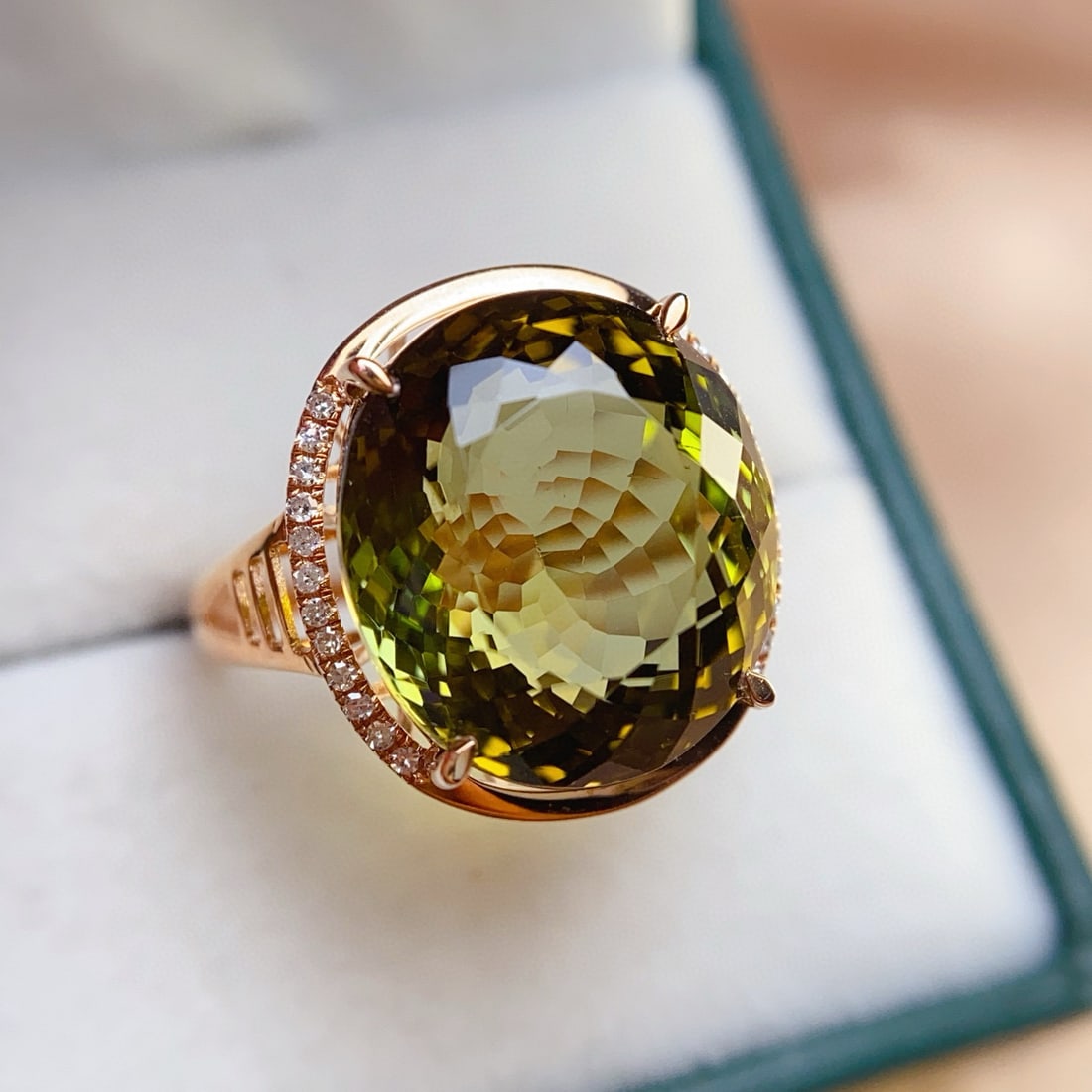 14k Gold 15.55 Ct Natural Tourmaline & Diamond Ring: Ref:231038160 // gold content:14k gold // ring size:7. 25us // // main gemstone:tourmaline // shape:oval // carat weight:15. 55ct // color:green // treatment:natural // // adjacent gemstone 2 : diamon