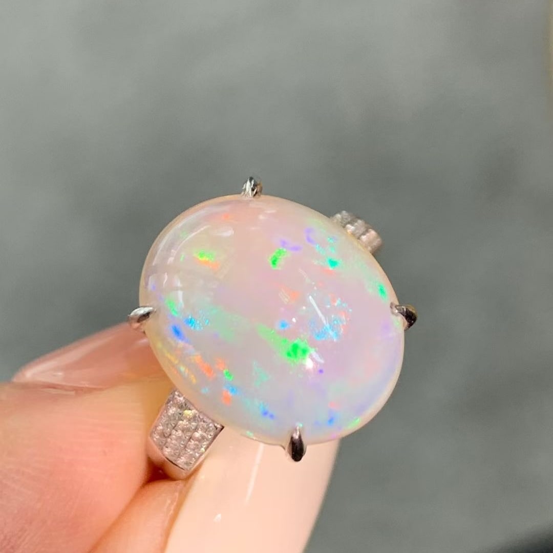 14k Gold 5.8 Ct Natural Opal & Diamond Ring - 6
