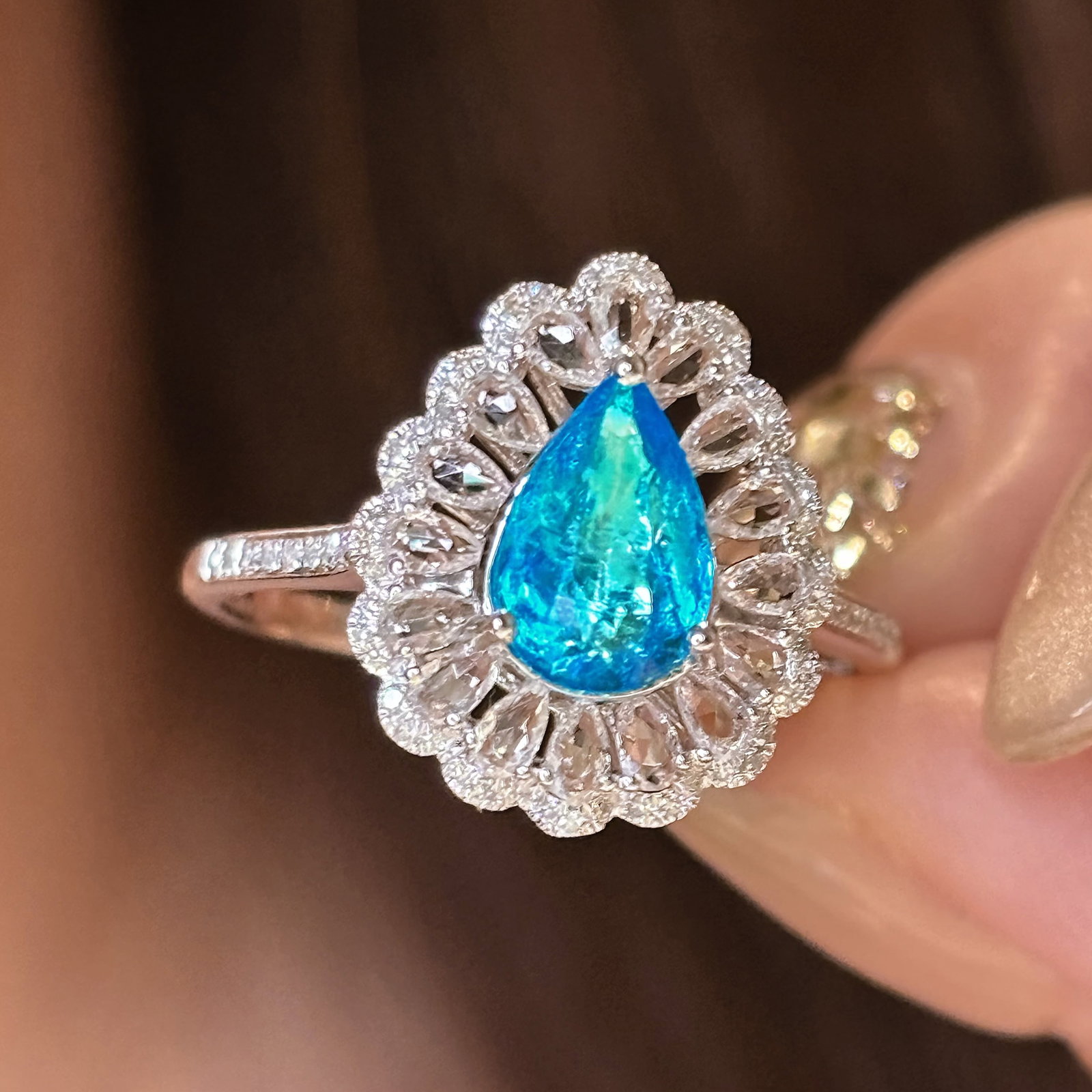 14k Gold 0.9 Ct Natural Paraiba Tourmaline & Diamond & Sapphire Ring - 3
