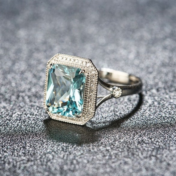 14k Gold 3.03 Ct Natural Aquamarine & Diamond Ring - 3