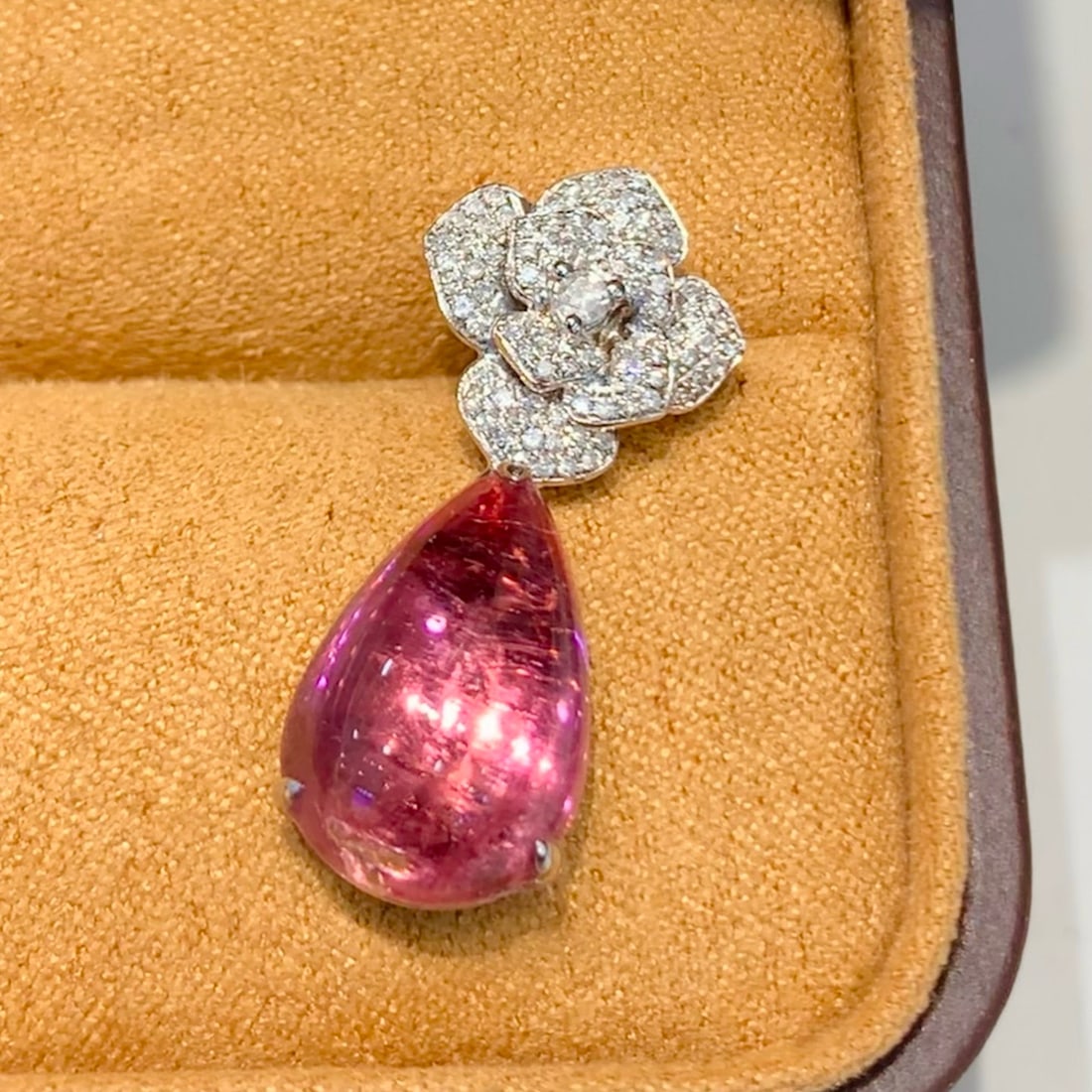 14k Gold 6.8 Ct Natural Tourmaline & Diamond Pendant( Without Chain ) - 2