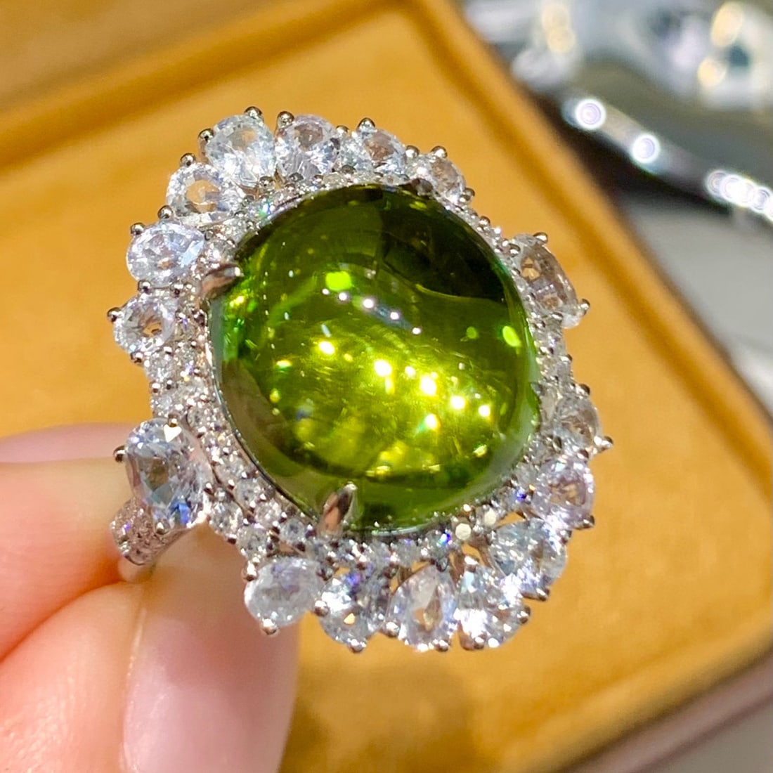 14k Gold 7.65 Ct Natural Tourmaline & Diamond & Sapphire Ring: Ref:231038223 // gold content:14k gold // ring size:7. 25us // // main gemstone:tourmaline // shape:oval // carat weight:7. 65ct // color:green // treatment:natural // // adjacent gemstone 2 : diamond