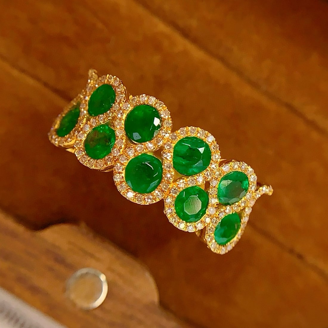 14k Gold 2 Ct Natural Emerald & Diamond Ring - 5