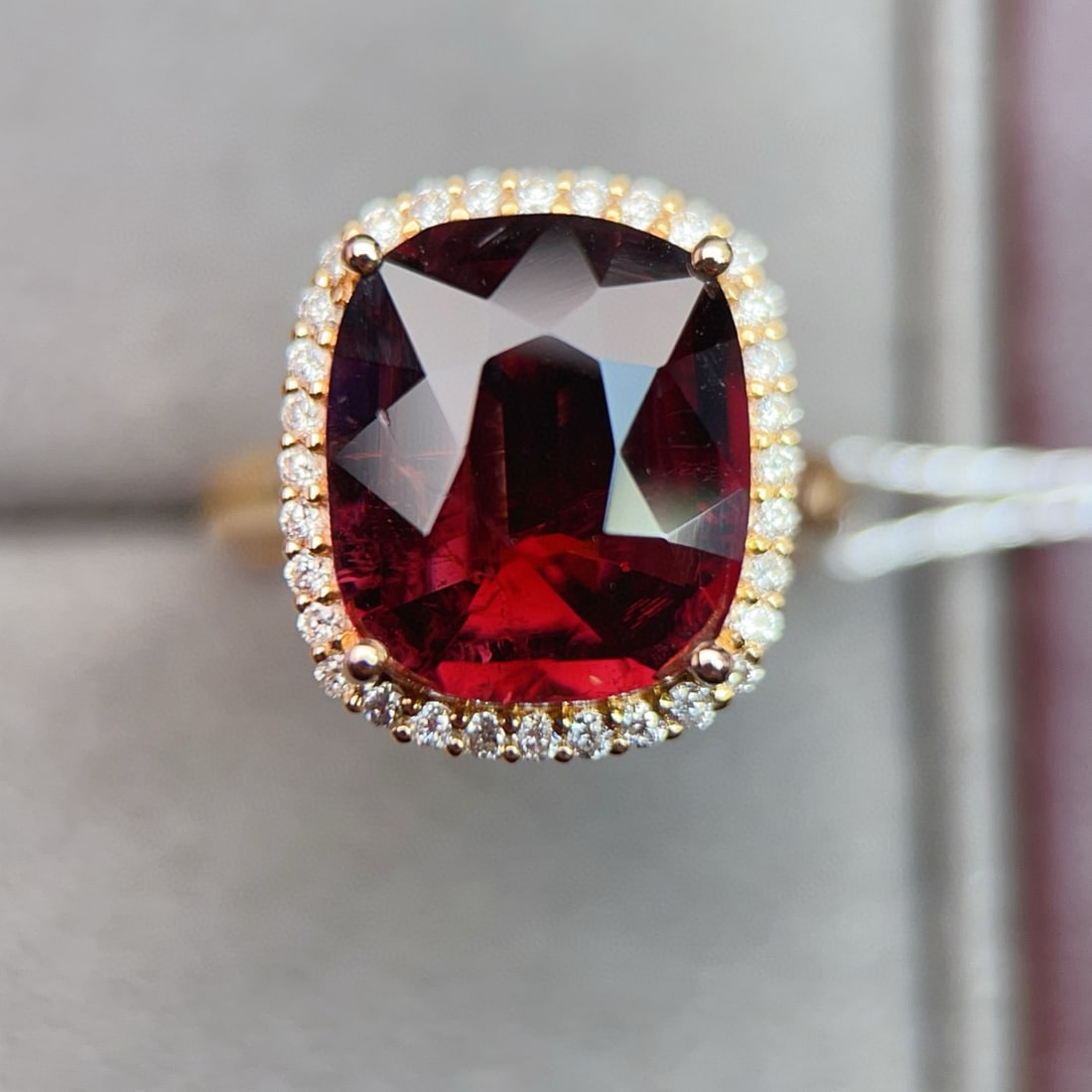 14k Gold 5.7 Ct Natural Tourmaline & Diamond Ring - 5