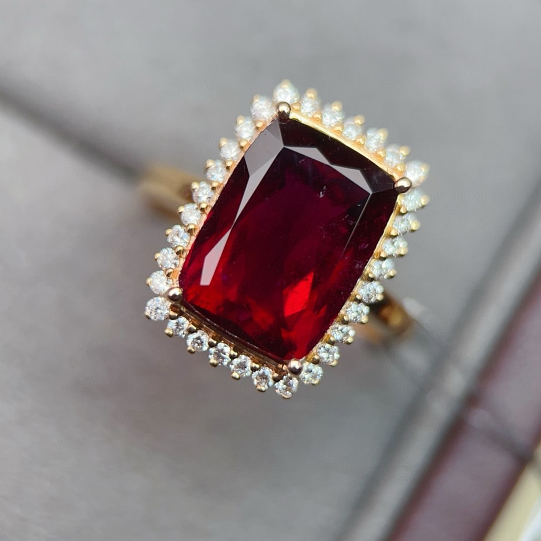 14k Gold 5.97 Ctw Natural Tourmaline & Diamond Ring - 2