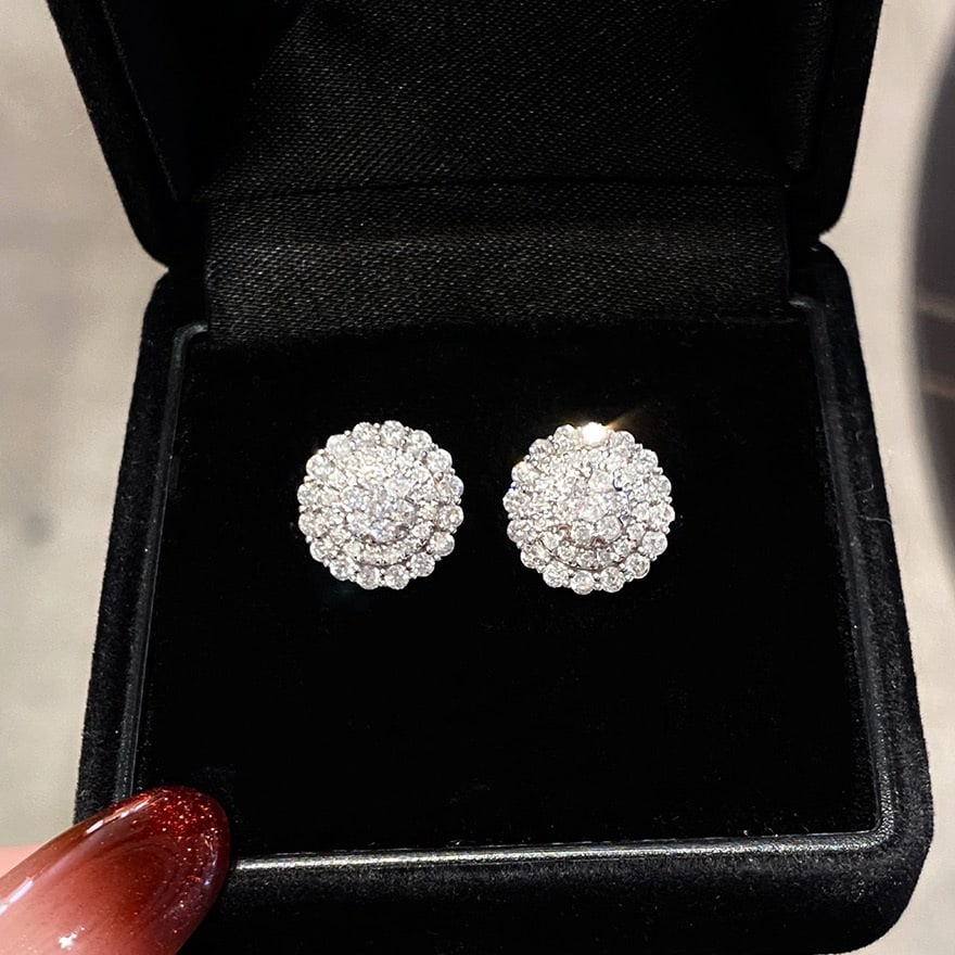 14k Gold 0.9 Ct Natural H Diamond Earrings: Ref:231038303 // gold content:14k gold // main gemstone:diamond // shape:round // carat weight:0. 9ct // clarity grade:vs-si // color:h // treatment:natural // cut grade:g // Condition: New Low