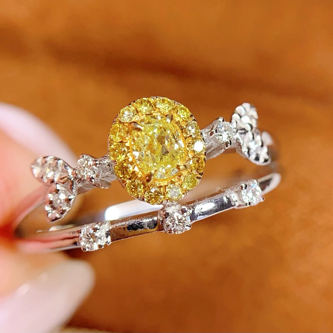 14k Gold 0.26 Ct Natural Yellow Diamond & Diamond Ring - 3