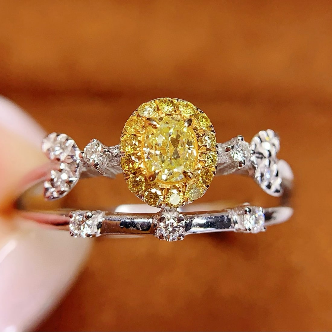 14k Gold 0.26 Ct Natural Yellow Diamond & Diamond Ring - 5