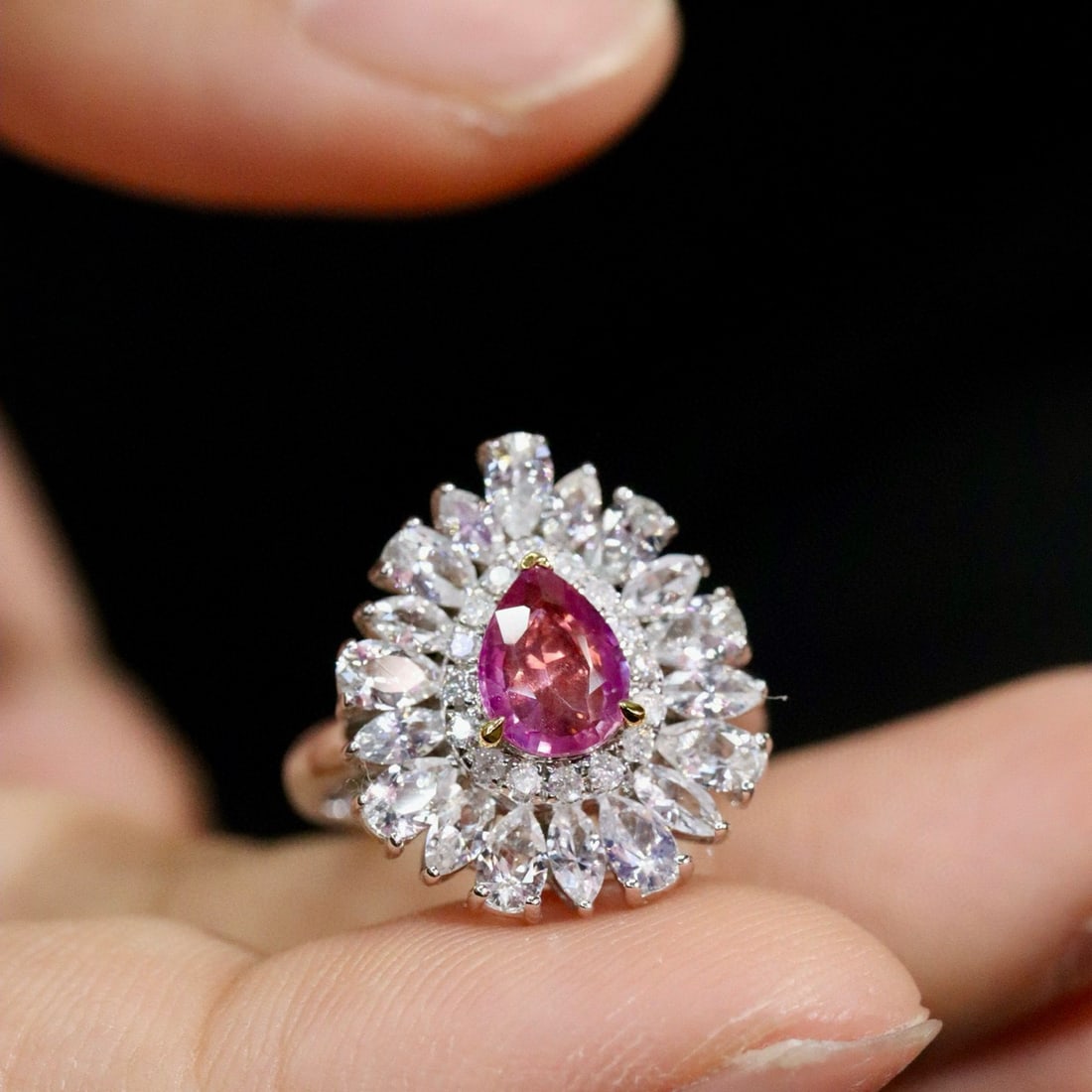 14k Gold 1.20 Ctw Natural Padparadscha Sapphire & Diamond Ring: Ref:231038329 // gold content:14k gold // ring size:7. 25us // // main gemstone:padparadscha sapphire // shape:pear // carat weight:1. 04ct // color:orangish pink // treatment:natural // // adjacent