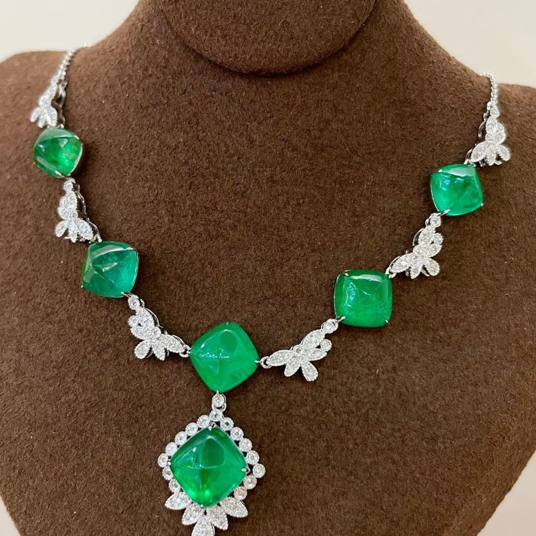 14k Gold 13.5 Ct Vivid Green Natural Emerald & Diamond Necklace - 6