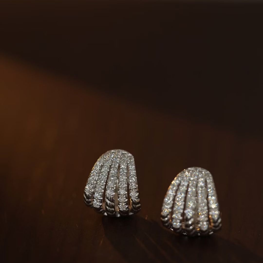 14k Gold 0.62 Ct Natural H Diamond Earrings: Ref:231038393 // gold content:14k gold // main gemstone:diamond // shape:round // carat weight:0. 62ct // clarity grade:vs-si // color:h // treatment:natural // cut grade:g // Condition: New Low