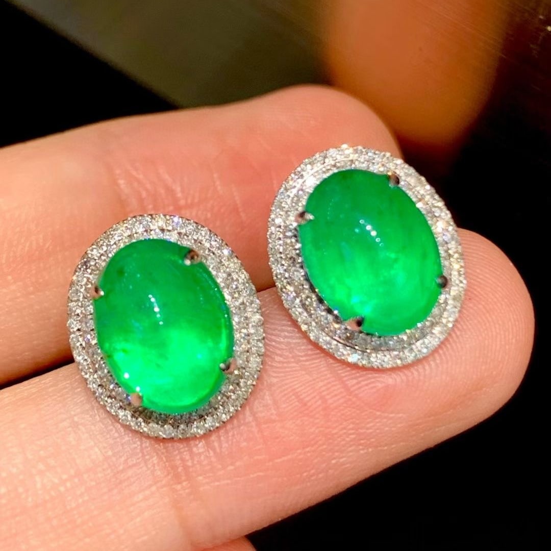 14k Gold 5.6 Ct Vivid Green Natural Emerald & Diamond Earrings - 6