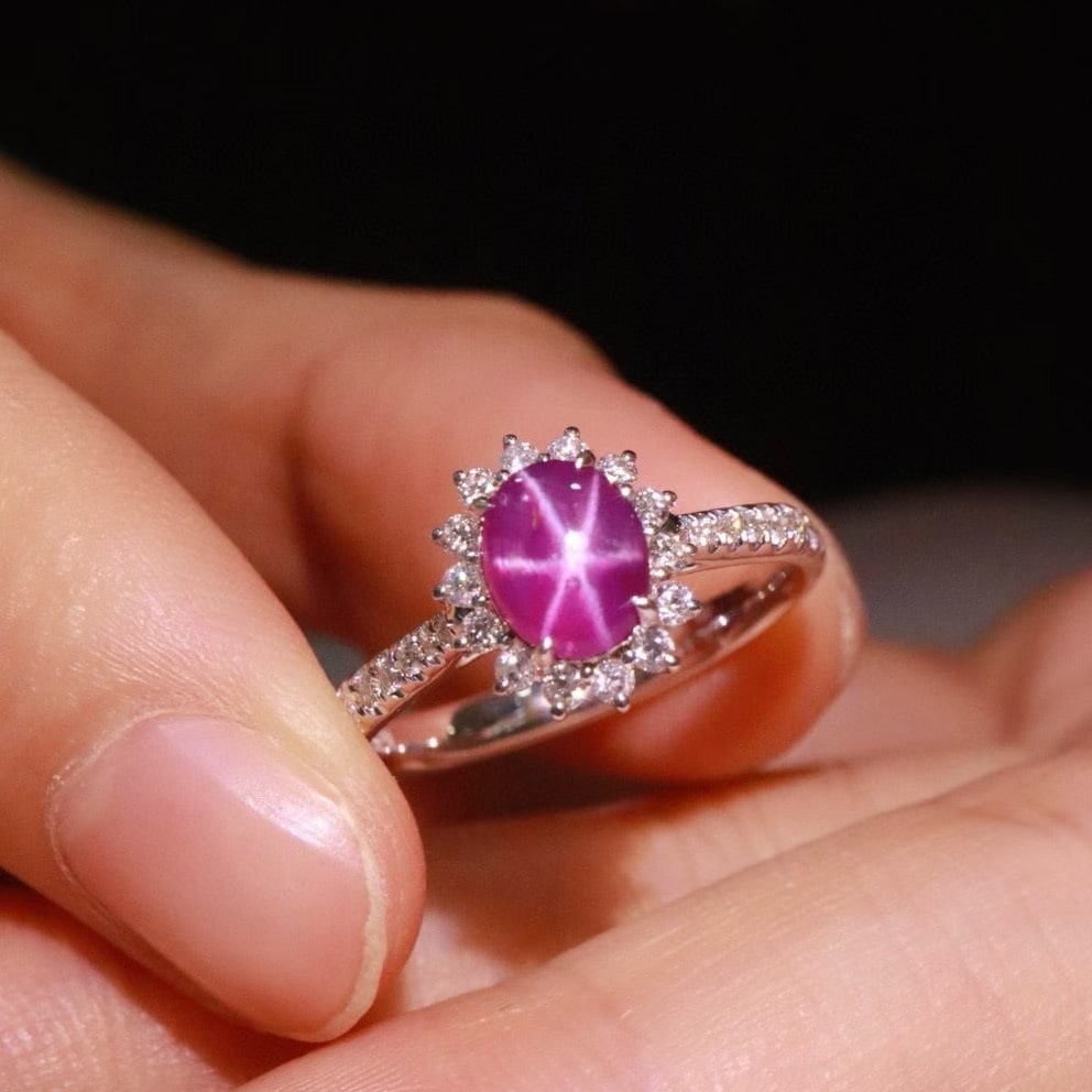 14k Gold 1.47 Ctw Natural Star Sapphire & Diamond Ring - 4
