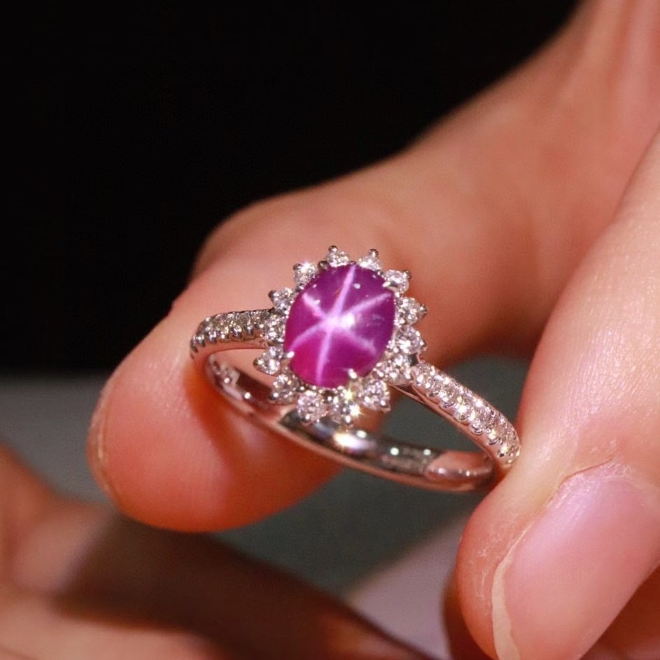 14k Gold 1.47 Ctw Natural Star Sapphire & Diamond Ring - 6