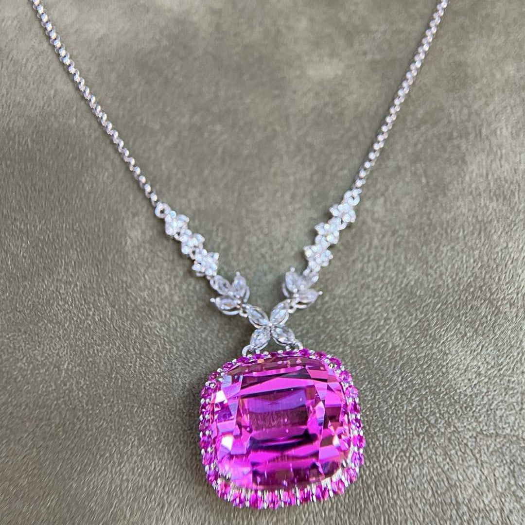 14k Gold 34.84 Ctw Natural Kunzite & Sapphire Necklace: Ref:231038426 // gold content:14k gold // main gemstone:kunzite // shape:cushion // carat weight:32. 25ct // color:purple // treatment:natural // // adjacent gemstone 2 : sapphire // shape:multiply