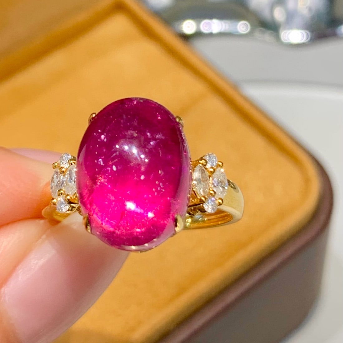 14k Gold 8.65 Ct Natural Tourmaline & Diamond Ring - 2