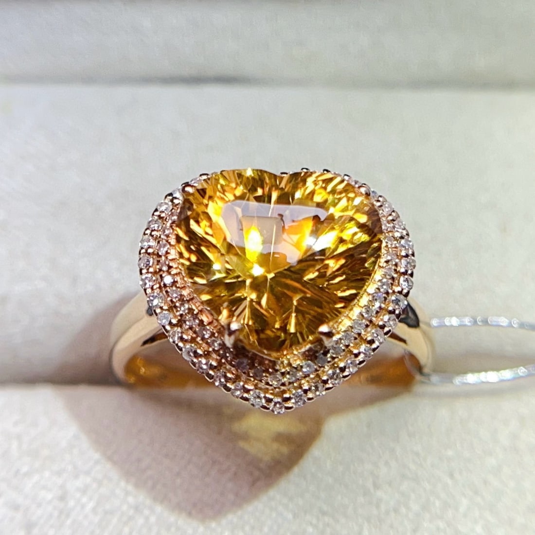 14k Gold 4.54 Ctw Natural Citrine & Diamond Ring - 3