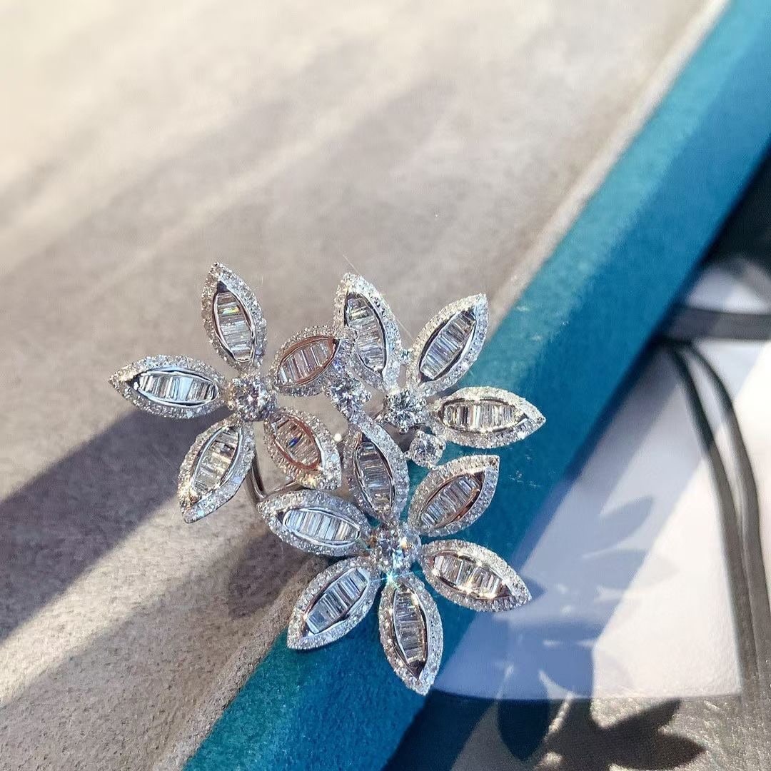 14k Gold 2 Ct Natural H Diamond Ring: Ref:231039078 // gold content:14k gold // ring size:7. 25us // // main gemstone:diamond // shape:multiply // carat weight:2ct // clarity grade:vs-si // color:h // treatment:natural // Condition: New