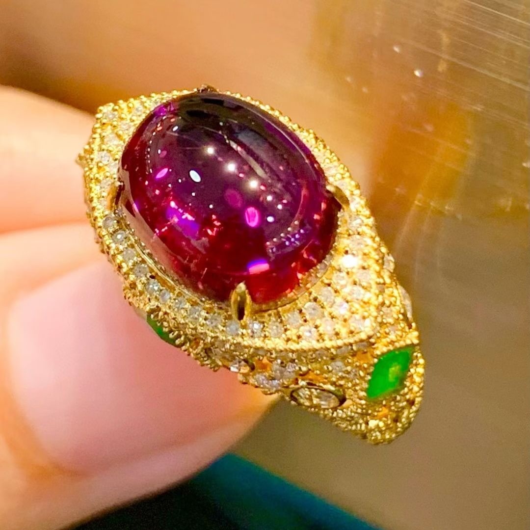14k Gold 5.1 Ct Natural Tourmaline & Diamond & Coloured Gemstone Ring: Ref:231039092 // gold content:14k gold // ring size:7. 25us // // main gemstone:tourmaline // shape:oval // carat weight:5. 1ct // color:rubellite // treatment:natural // // adjacent gemstone 2 : diam