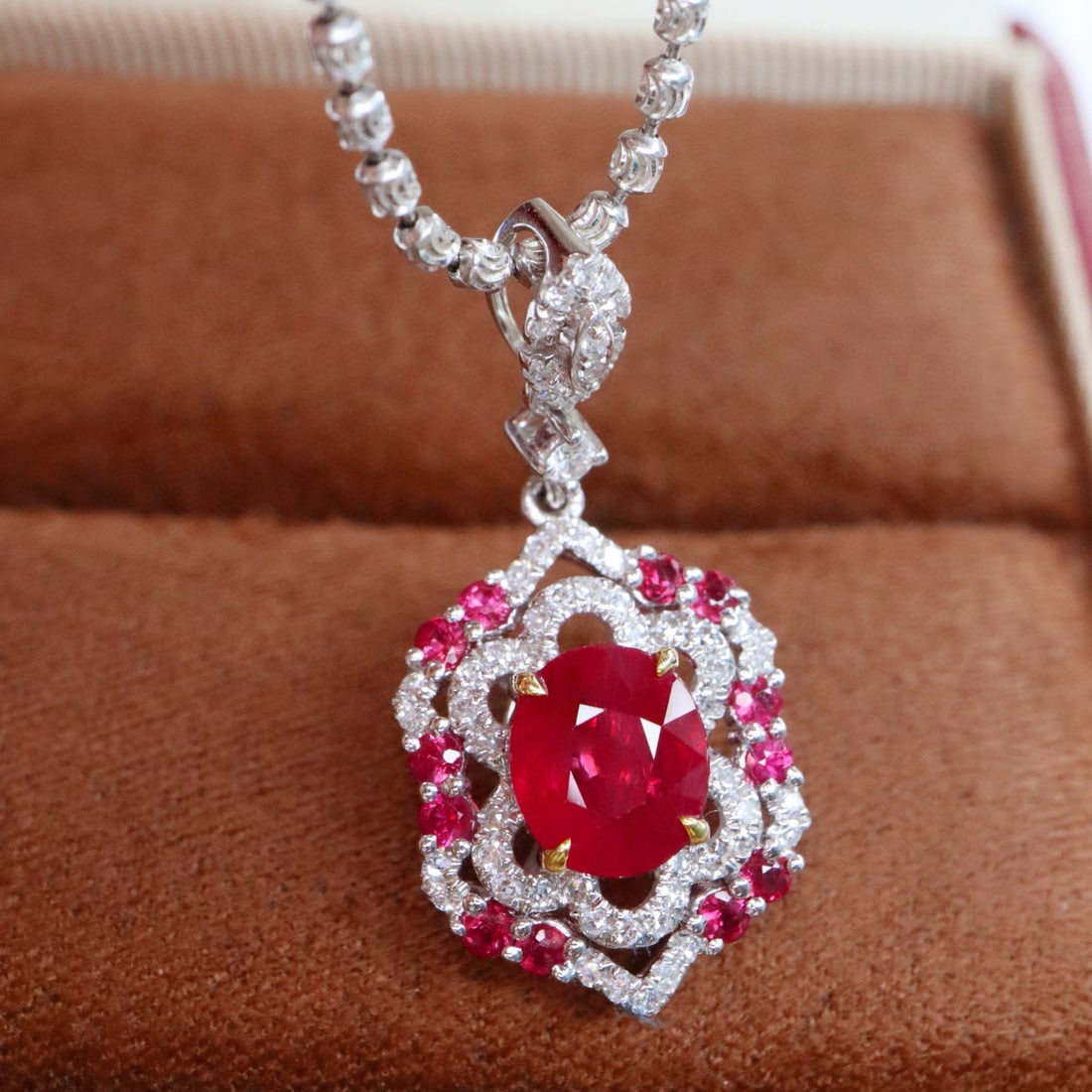 14k Gold 1.53 Ctw Natural Ruby & Diamond Pendant( Without Chain ): Ref:231039103 // gold content:14k gold // main gemstone:ruby // shape:oval // carat weight:1. 28ct // color:red // treatment:natural // // adjacent gemstone 2 : diamond // shape:round // carat weight: