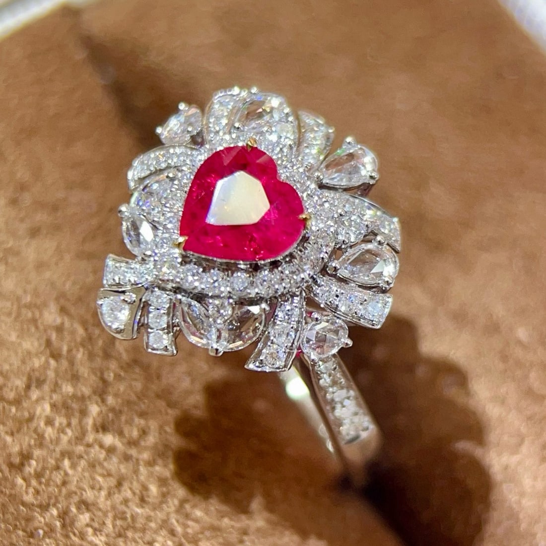 14k Gold 1.26 Ctw Natural Ruby & Diamond Ring - 6