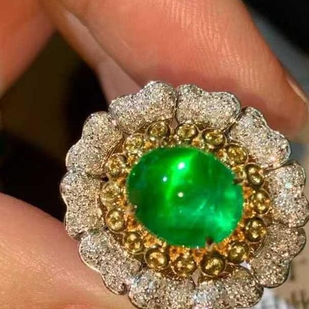14k Gold 2.7 Ct Natural Emerald & Diamond Ring - 3