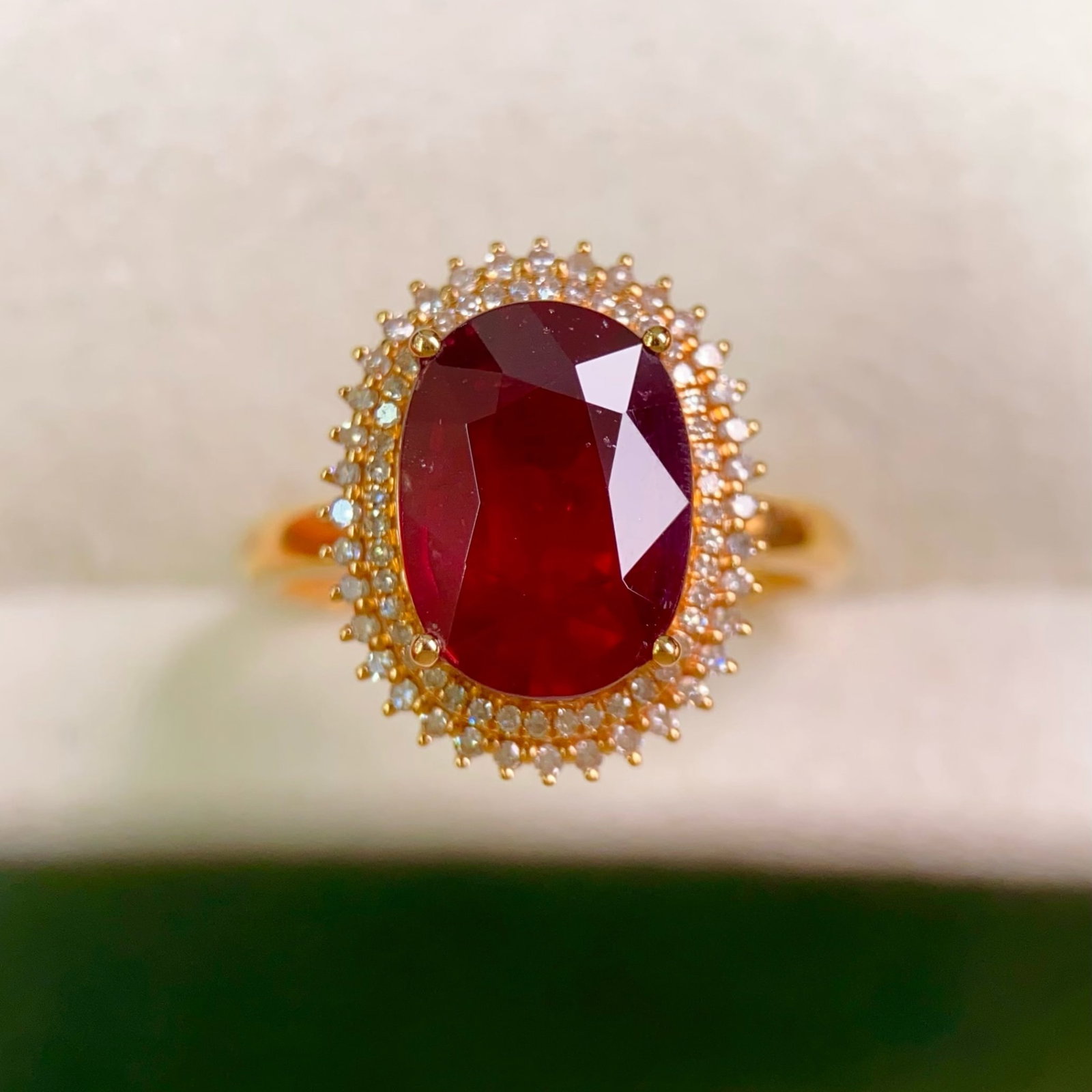 14k Gold 4.67 Ctw Natural Garnet & Diamond Ring - 3