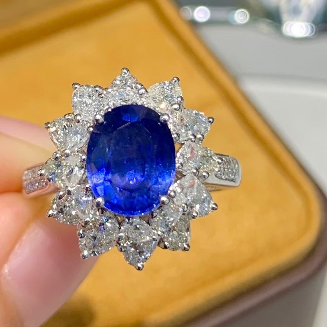 14k Gold 2.5 Ct Natural Sapphire & Diamond Ring: Ref:231039189 // gold content:14k gold // ring size:7. 25us // // main gemstone:sapphire // shape:oval // carat weight:2. 5ct // color:blue // treatment:natural // // adjacent gemstone 2 : diamond // 