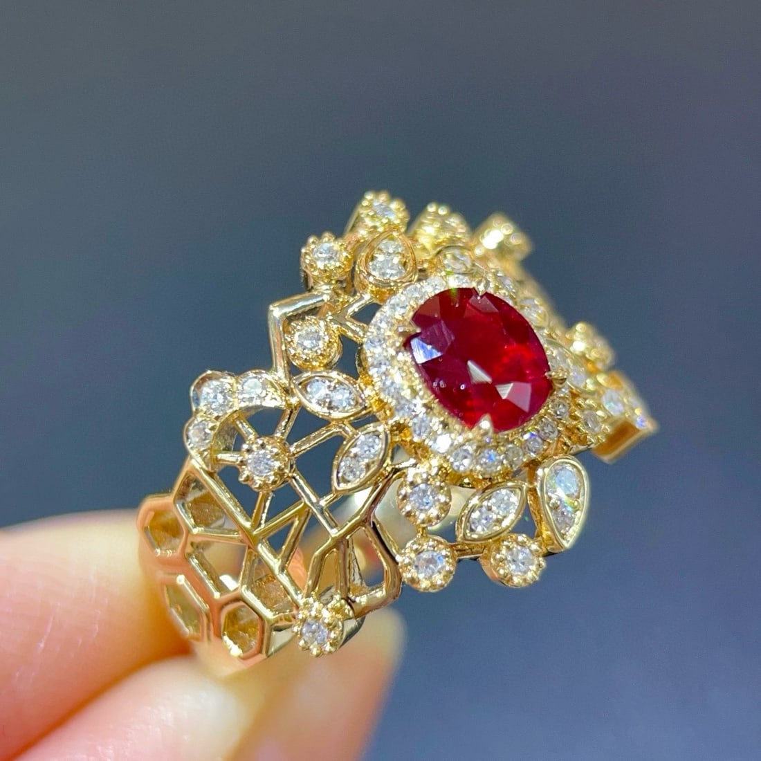 14k Gold 1.02 Ctw Natural Ruby & Diamond Ring - 2
